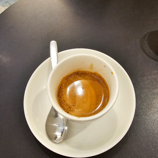 Image shared by mbengala at Suuapinga - Leopoldstraße, Munich