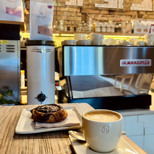 Image shared by martijn at Cube Coffee Bar - specialty coffee shop, Budapest