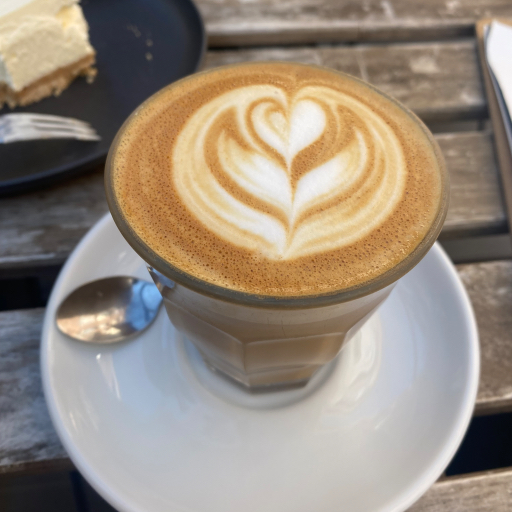 Image shared by gdogu at Peet and the Flat White, München